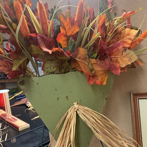 This listing is for four items for your decor.  Inv 116 - Picture 2 of 4